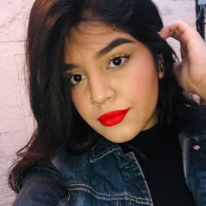 Meet your Posher, Brigette